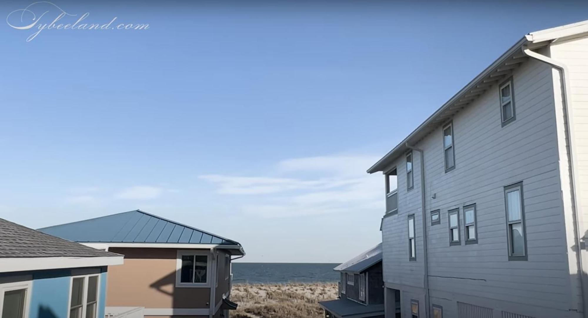Tybeeland Steps To The Beach With Oceanviews, Beachside Of Butler Ave Tybee Island Exterior photo